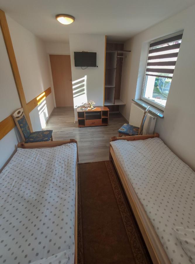 Koniczynka Hotel Sciegny Bagian luar foto