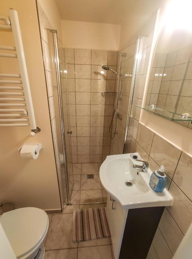 Koniczynka Hotel Sciegny Bagian luar foto