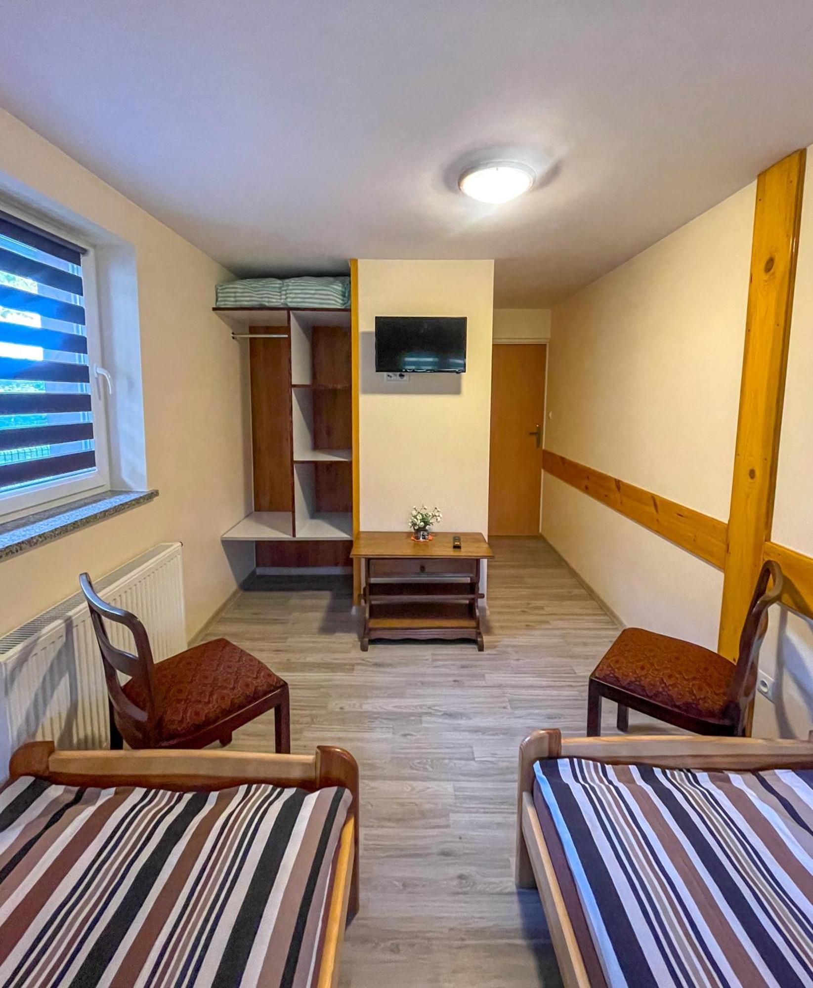 Koniczynka Hotel Sciegny Bagian luar foto